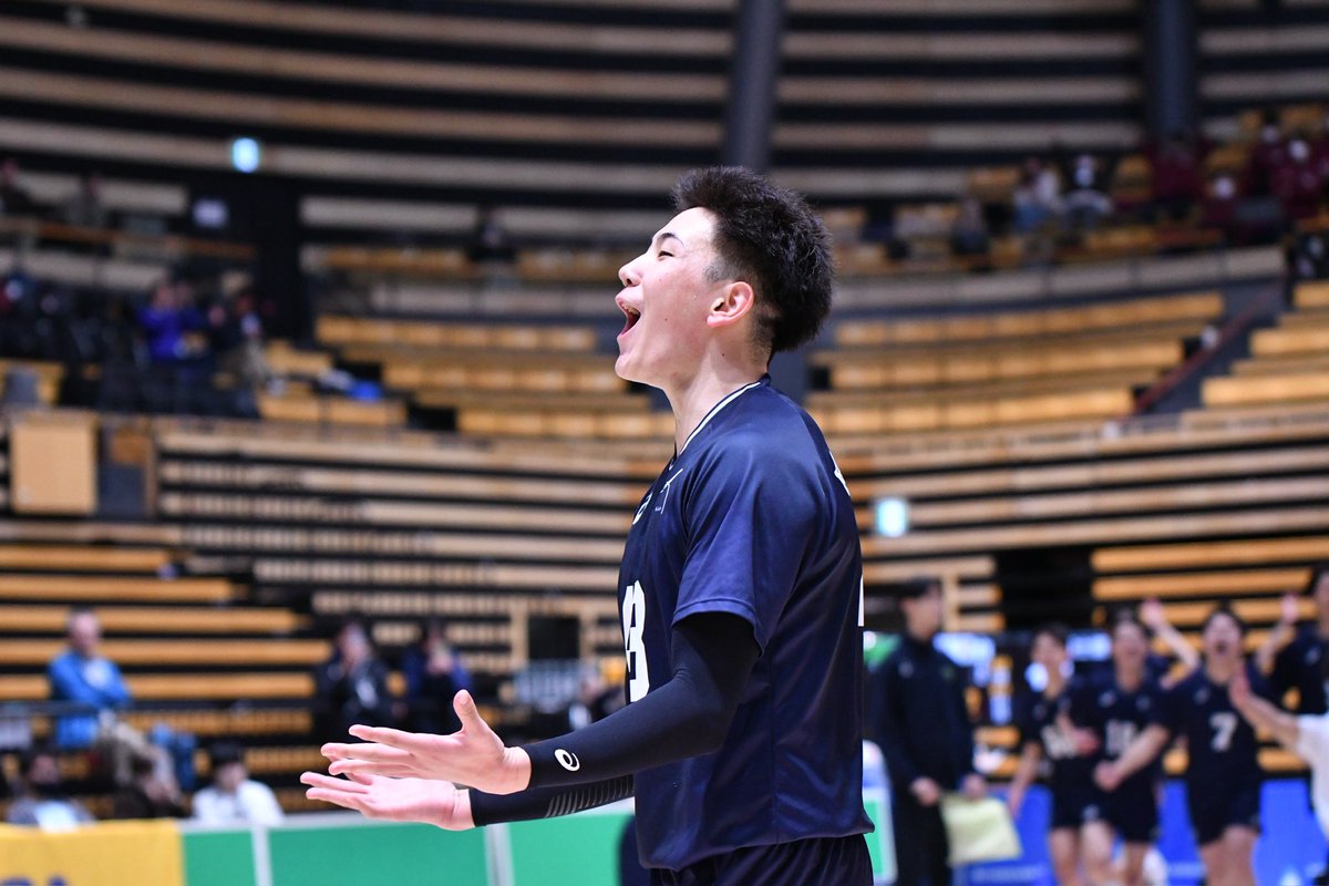 p_ayum's tweet photo. 国士勝ったーーーーーー😭㊗️🎊🔥
やばい！！！決勝だ！！！！！！
#国士舘大
#全日本インカレ2025 https://t.co/RANhtRgQnv