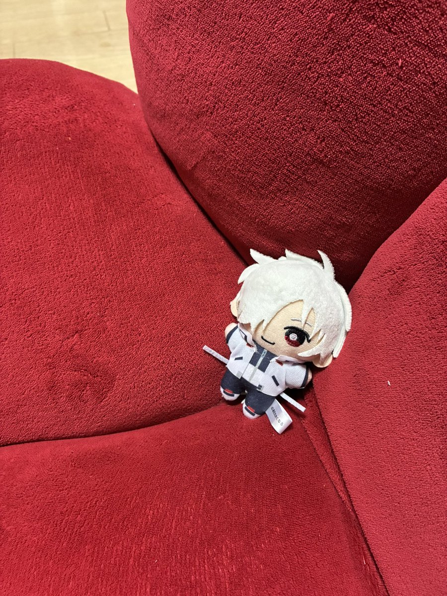 81hachiro's tweet photo. ぬい…… https://t.co/f3s75sOkJI