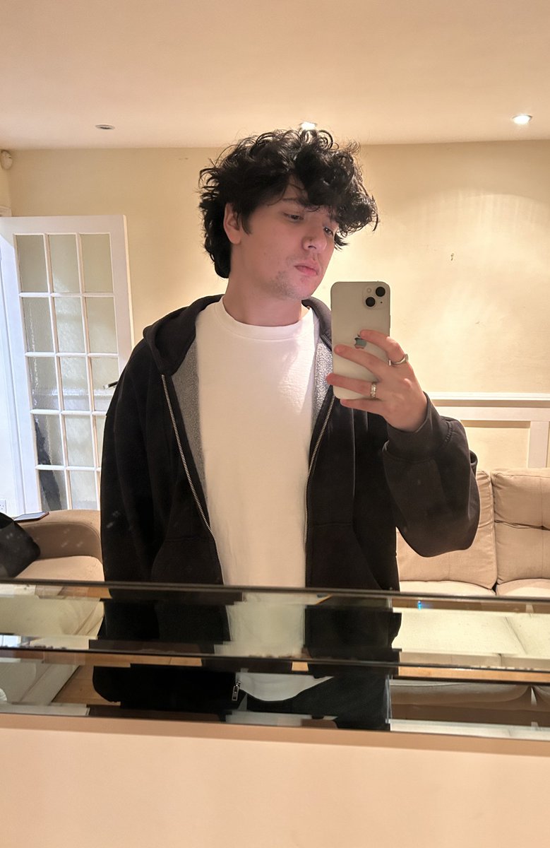 Jameshathaway_'s tweet image. Wolf Alice ✅
Loathe ✅