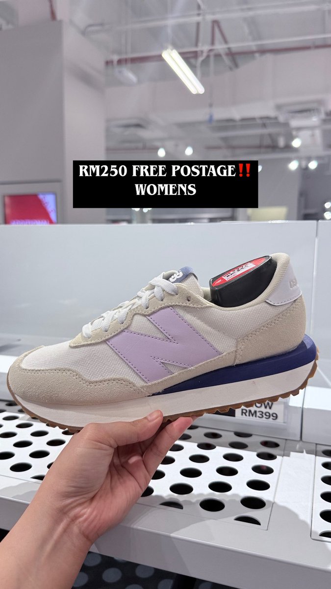 _angrybarbie's tweet photo. Siapa kat sini teringin nak pakai kasut NEW BALANCE tapi harga kasut NB kadang2 harga tak masuk akal 😭 

Takpe sekarang semua boleh pakai kasut NEW BALANCE sebab PS SYUNNIE dah hunting kasut2 murah and original untuk korang.

TERUS JOIN TAU UNTUK ORDER
https://t.co/6R7zO1p2JZ https://t.co/h9vfrsPsBk