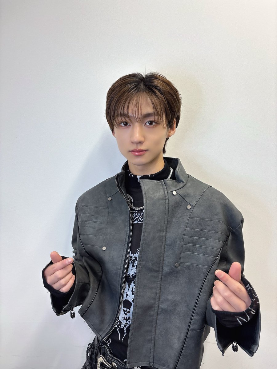 ICEx 志賀李玖 （しがりく） ＼ リリイベありがとうございました！ 1階