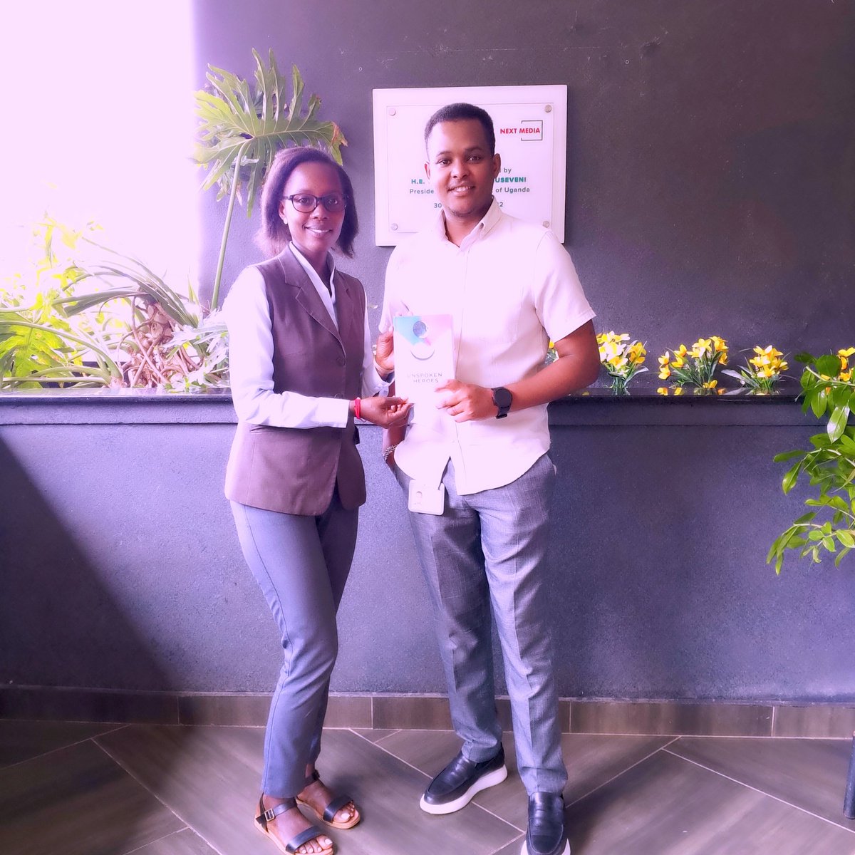 olivermercyati's tweet photo. He got his! ๐ Have you grabbed yours yet? Don't miss out on convos about resilience, love, and parenting challenges!
As the year ends, reflect on the unspoken heroes in your life. Grab "Unspoken Heroes" at 50,000 ugx and discover resilience & love. #Oma #FirstBorns https://t.co/OvN6XLbI5j