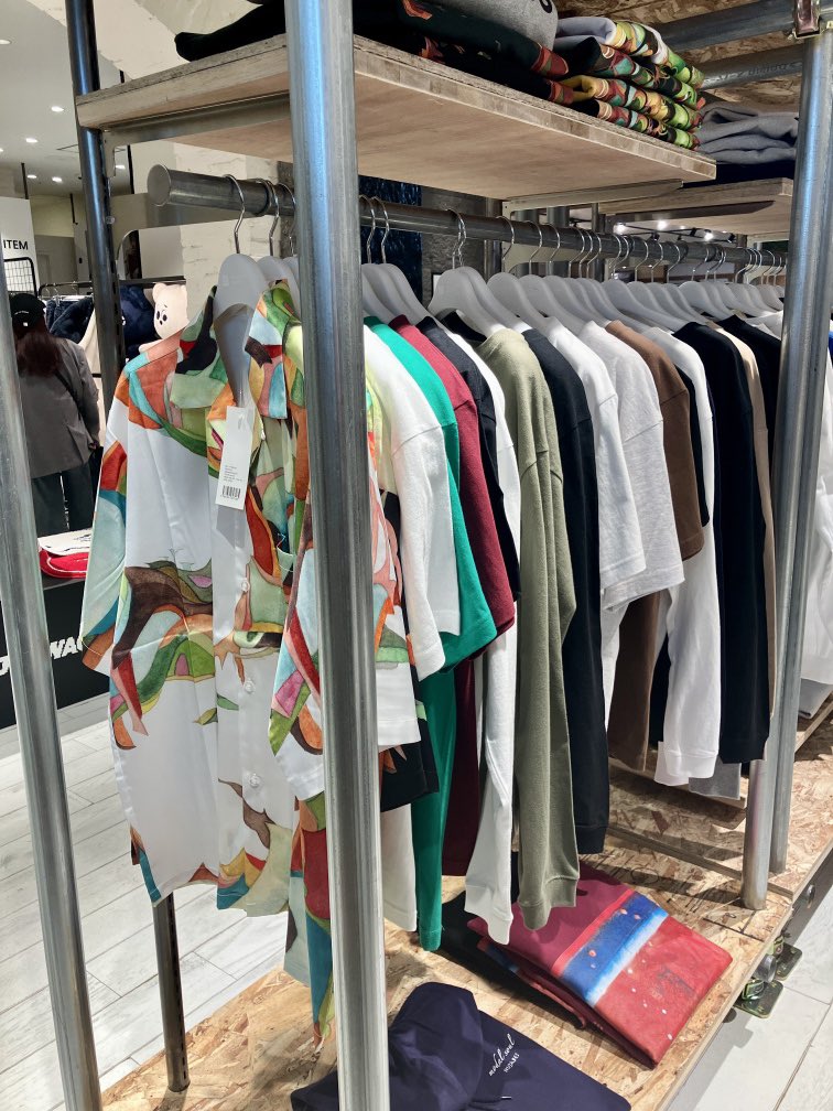 日本らしさをテーマにファッション、アート、カルチャーを発信するYEN TOWN MARKET® さま

アパレル、雑貨や人気ブランドコラボアイテム、そしてファン必見Nujabesグッズも豊富✨

本日より再販売、スタジオジブリ 7"BOXセットなどお取扱いただいております。

ぜひご覧ください！
#レコードの日