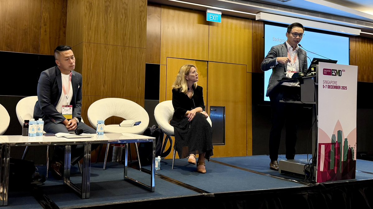 Very nice session supported by <a href="/myESMO/">ESMO - Eur. Oncology</a> at #ESMOAsia2025 discussing what’s hot🔥in SABR/SBRT… expertly chaired by <a href="/DrMLChua/">Melvin LK CHUA | FRCR, PhD, FASCO</a> and <a href="/alison_tree/">Alison Tree 💙</a>, and talks by <a href="/drkevin_chua_lm/">Kevin Chua</a> <a href="/luisajacomina/">luisajacomina</a> 🤗 #radonc