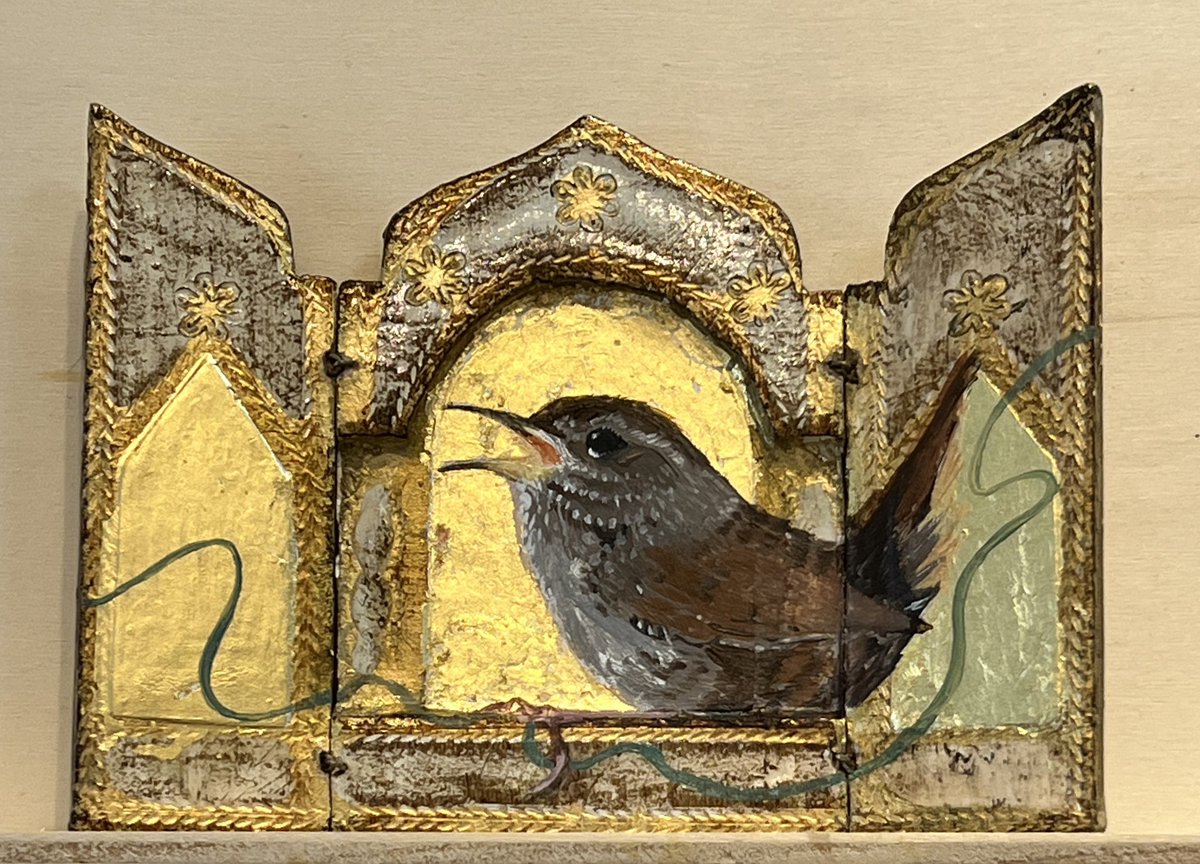 This is the wren icon that’s up for my Christmas charity auction. Bidding starts at £50 (which doesn’t even cover the cost of the materials)
Pop your bids below or dm me should you want to be private about it