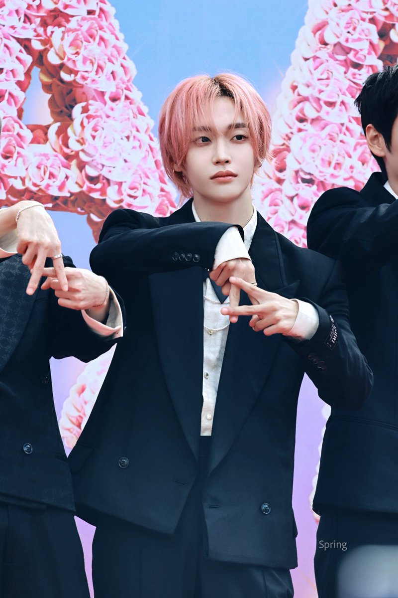 Spring_WB's tweet image. 251206 AAA

#원빈 #WONBIN #ウォンビン #라이즈 #RIIZE