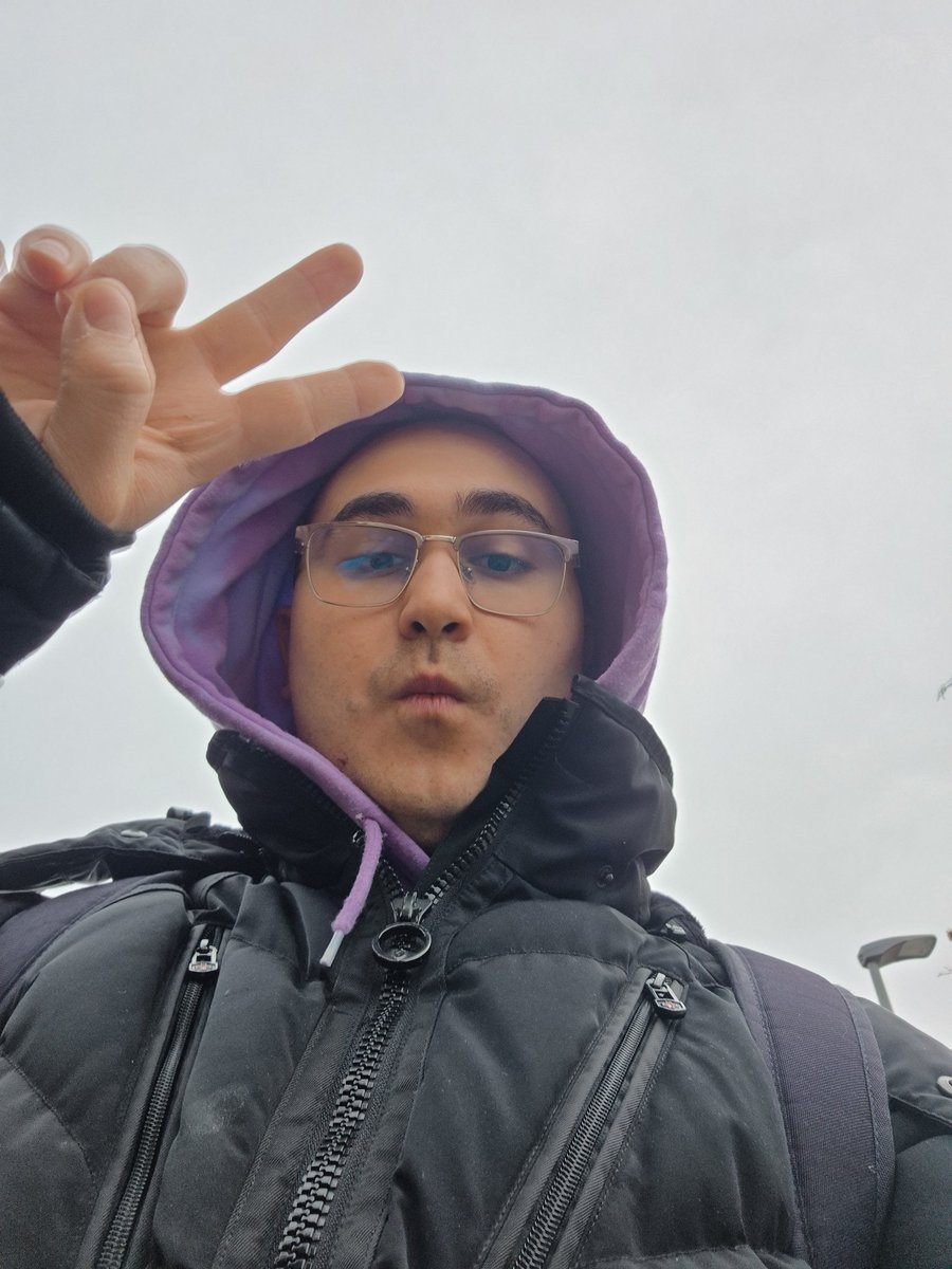 Fahre jetzt zu NTTT. Bis gleich!