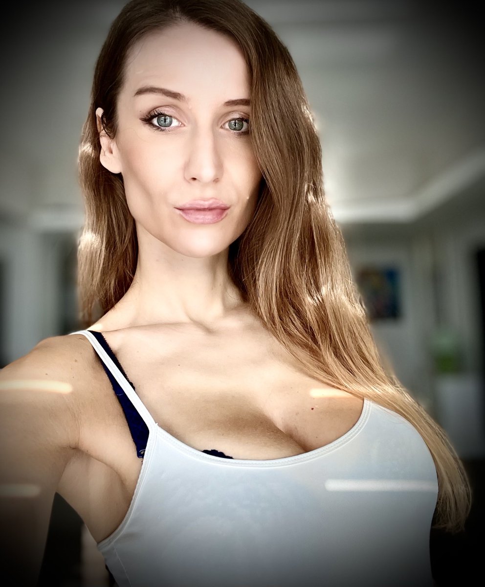 GM my dear Friends ☕️🌤️
Wishing you all an awesome day and a great kickoff to the weekend! Enjoy it, relax, do whatever makes you happy… you deserve it❕Big hugs ♥️😍💋