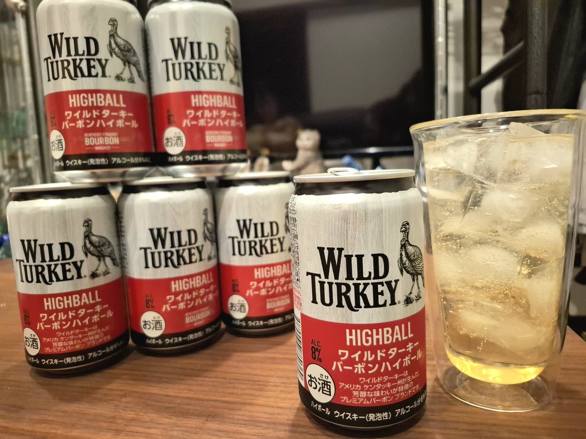 なぬー！！！ 🐿💨🪲💨🦋💨💨💨