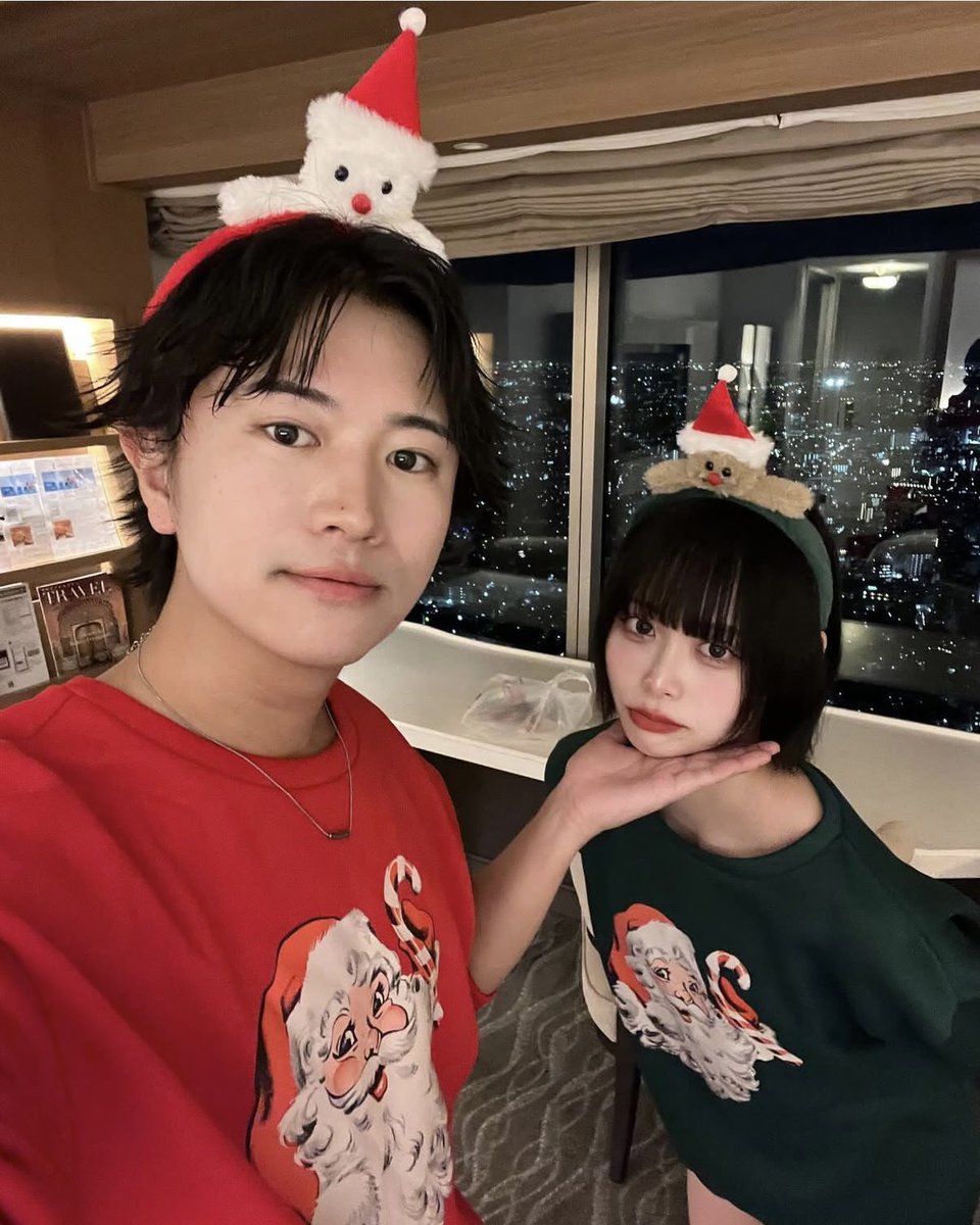 9_manatee_6's tweet photo. 彼氏と過去3年のXmas🎄

1.2枚目→2024年
3枚目→2023年
4枚目→2022年

今年は何しようかなぁ🎅🎁 https://t.co/AhpGrDqbXx