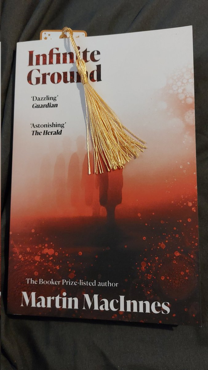 Lizzy11268's tweet image. Happy Weekend TwitterX friends.
Back to work on Monday after a week's post op recovery. Looking forward to it, I'm a bit stir crazy! So this weekend I'll mostly be reading. These are the 4 physical books I'm #currentlyreading What are you reading? #booktwt