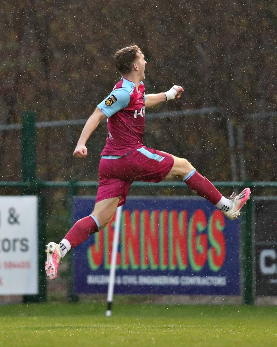 sameaden's tweet image. 🕊️ Colwyn Bay 5 - 4 Penybont FC 🔵

Copyright - Sam Eaden/FAW
