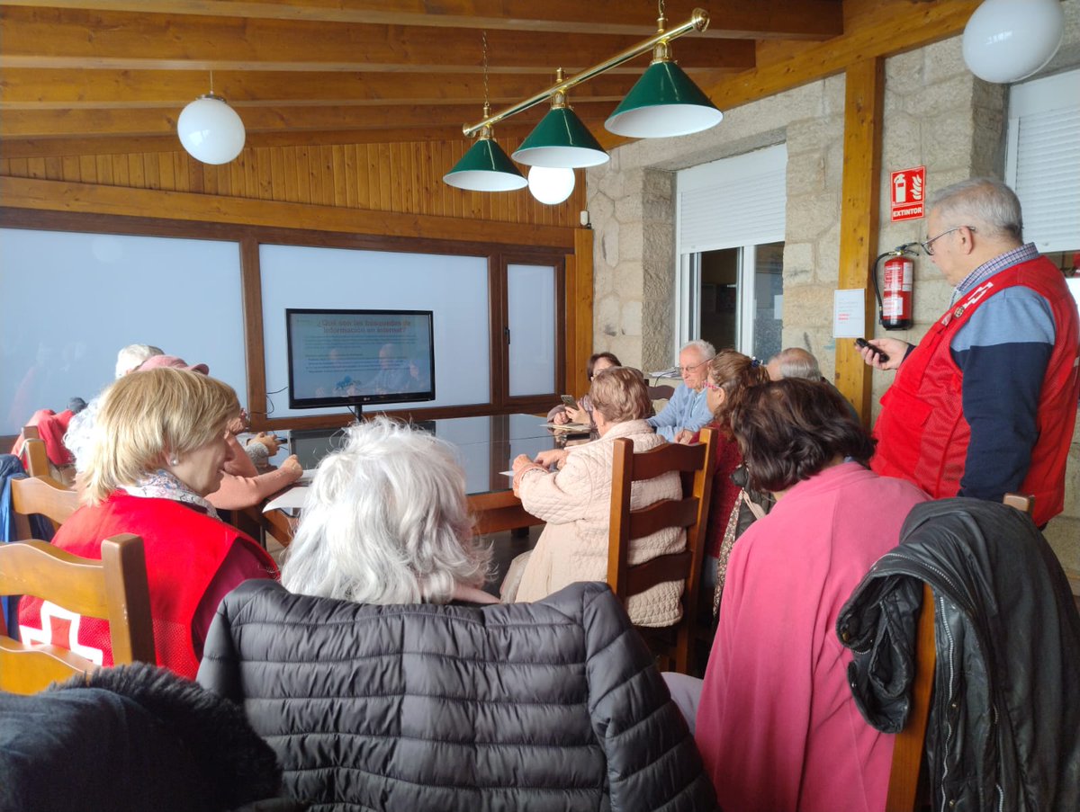 ¡Digitalmente Activos! 🚀
Inicio de los Talleres de Competencias Digitales para Personas Mayores en Guadalix. 

¿Qué aprenderán nuestros participantes?
👨‍⚕️ Sanidad Digital
📱 Conexión Social
🛡️ Ciberseguridad Práctica
📰 Información de Calidad