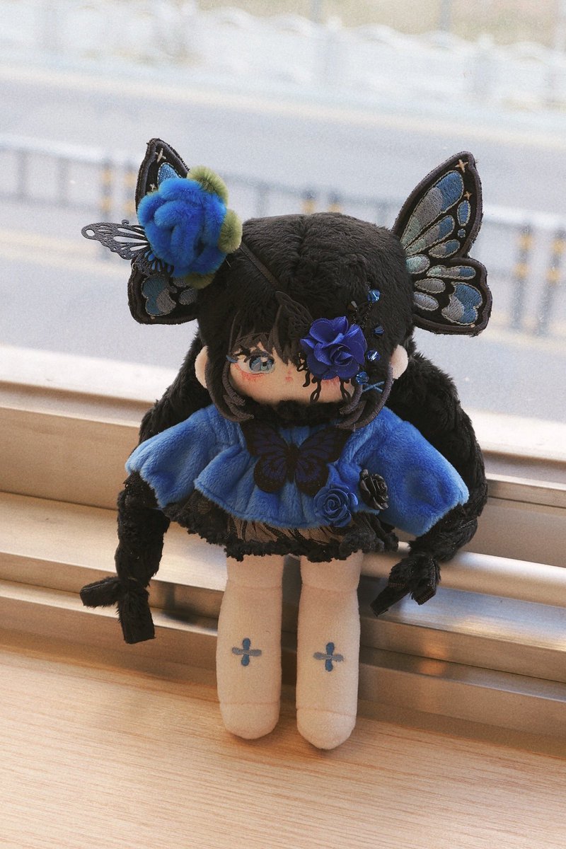 네에에님이 덕에 파란나비옷도 입어본 나비 아갓시..🦋
몽실옷장 블랙플로즈x라비앙로즈 블루🦋💙