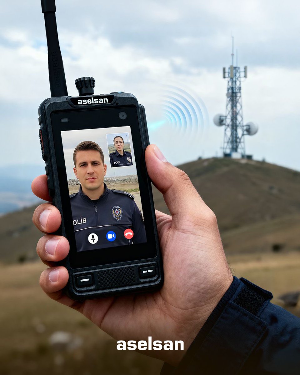 Kamu güvenliği haberleşmesinde yüksek hız zamanı⚡
.
Türkiye’de ilk defa Adana ilinde Emniyet Teşkilatı için kurulan Görev Kritik Kamu Güvenliği Haberleşme Sisteminde dar bant sisteme ilave olarak kriptolu altyapısı ile kullanılmaya başlanan geniş bant LTE sistem, telsizlerin