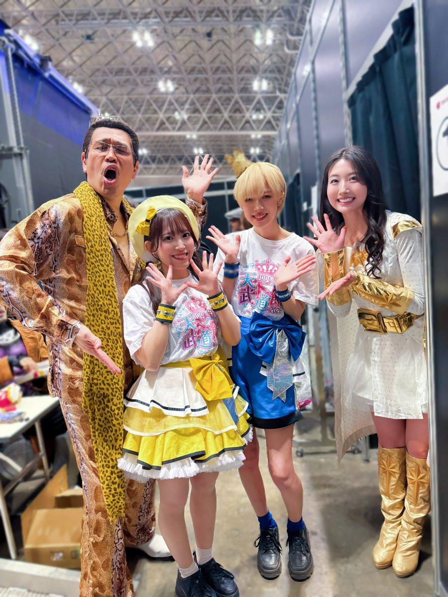 東京コミコン2025 #コミカラ2025 MCのお二人 ピコ太郎さん