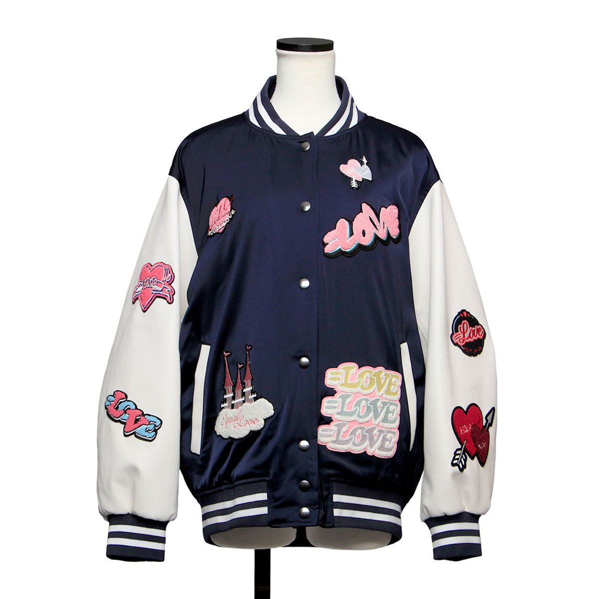 2022年に受注生産されたスタジャンはこちらです。(比較用にどうぞ