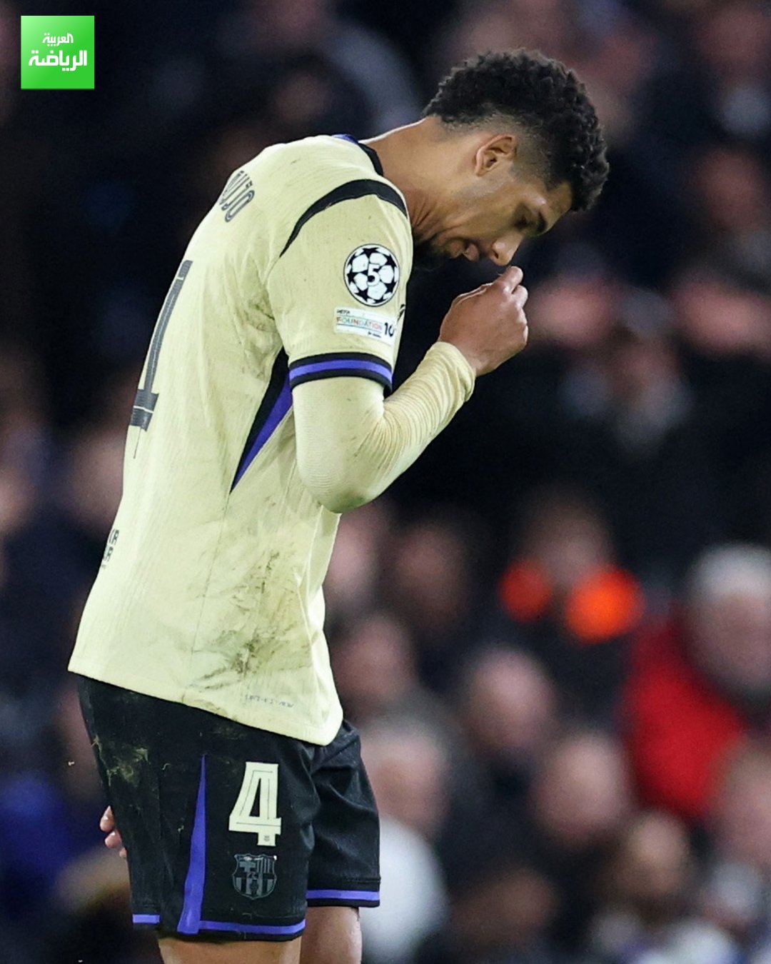 رونالد أراوخو لم يتواجد في قائمة برشلونة في أي مباراة منذ طرده أمام تشيلسي. ديبورتيفو ألافيس. أتلتيكو مدريد. ريال بيتيس 