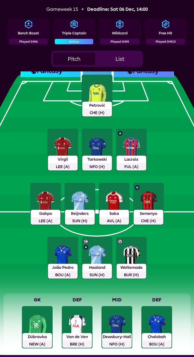 Xlrsore2's tweet photo. @FPLKayman @YouTube Salam alaikum bro, who to bench and im tc haaland this gw. https://t.co/pI2fkhFxdk
