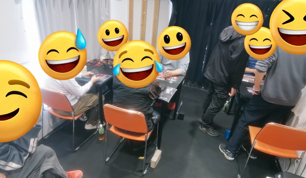 【巫カードゲーム「混化事変“秋冬”」】

Aブロック優勝　伊東睦さん(台湾)
Bブロック優勝　初心者さん
⇒招待状は
　A 葉緣さん(台湾)
　B 初心者さん
が獲得です！
おめでとうございます！

今回も述べ20名による大会となりました。台湾から参加しに来てくださったユーザーさんが3名も！