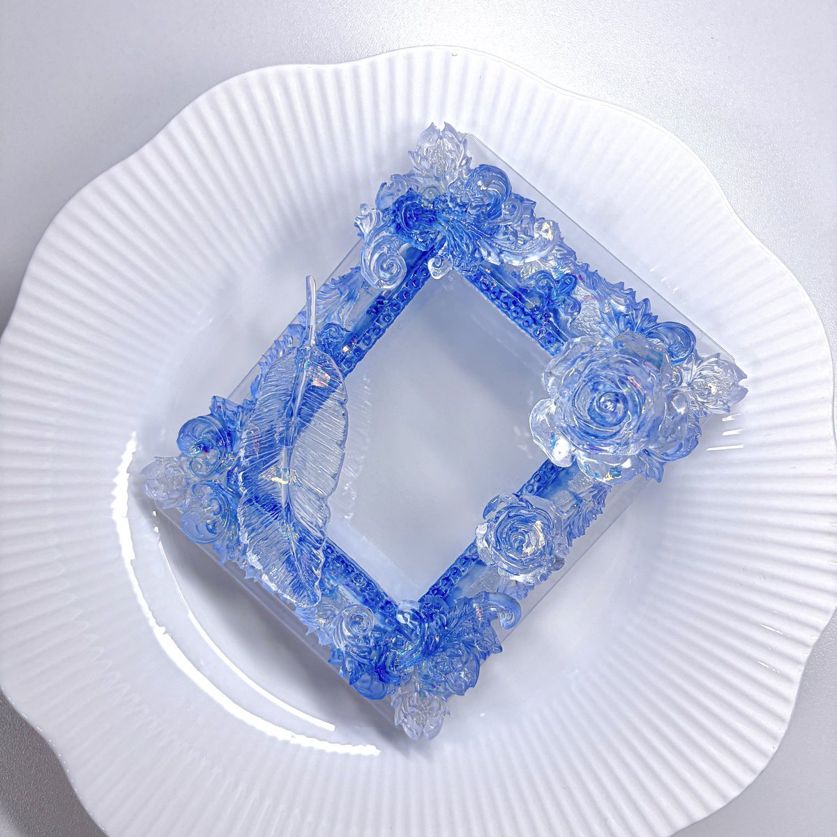 pleinlune0211's tweet image. #RT + #Follow 이벤트 

리트윗 + 팔로우 해주신 한 분에게 사진 속 탑로더를 보내드립니다.

윗치폼에 다양한 탑로더들이 있으니 많은 관심 부탁드려요!

#탑꾸 #탑로더 #액자탑로더 #레진탑로더 #플룬탑꾸