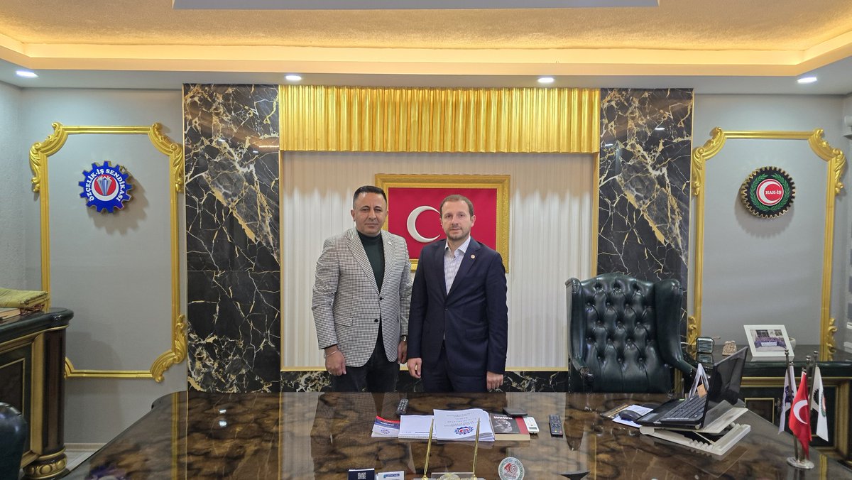 ColcuMustafa's tweet photo. Ak parti Bursa MİLLET VEKİLİ Sayın Ahmet KILIÇ  Genel kurulumuz münasebetiyle Şubemize ziyarette bulundular bu vesileyle çalışma hayatına dair bir çok konuda hoş bir sohbet gerçekleştirdik. Sayın Vekilimize ziyaretlerinden dolayı teşekkür ediyorum..
@ahmetkilic16 https://t.co/V3d3rDvHZL