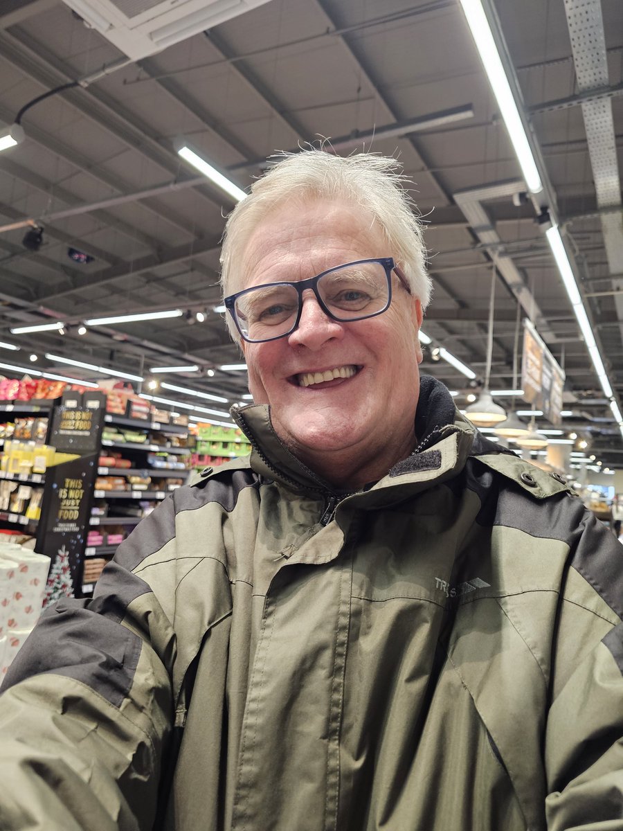 It's not just a selfie but a <a href="/marksandspencer/">M&S</a> #selfie