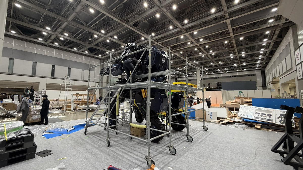 Tsubame_HI's tweet photo. 国際ロボット展、4日間ありがとうございました！

帰投します
#アーカックス #Archax https://t.co/3XIwjDfUAV