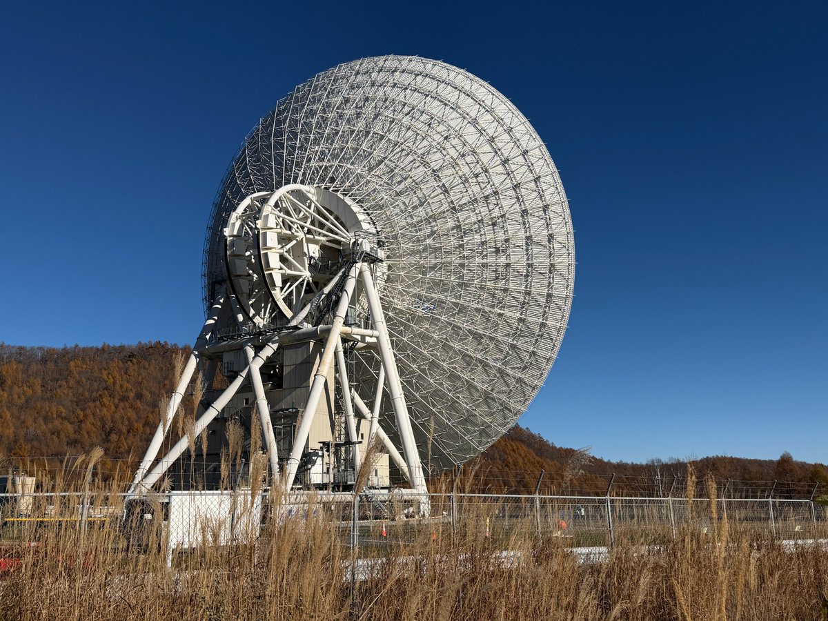 Like TESCO ORGANISATION Logo!!  JAXA Space-Observatory.