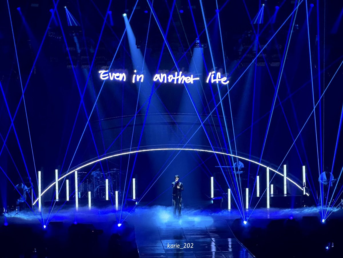 karie_202's tweet photo. 251206 | DO it! The Final Day 1 💛💚

Kyungsoo, I’ll love and support you even in another life 🥹🩷🫳

#도경수 #DOHKYUNGSOO #DOit_THEFINAL https://t.co/brWYmigLJy