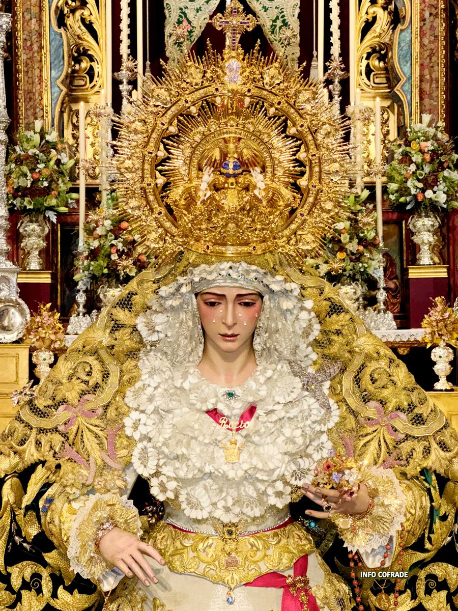 info_cofrade's tweet photo. 👑 𝐑𝐎𝐂𝐈́𝐎 𝐂𝐎𝐑𝐎𝐍𝐀𝐃𝐀 
Viste: David Toro.
#LaRedención #RocíodelCielo #CristoEntreNosotros #RocíoCoronada https://t.co/23FL0eLrES