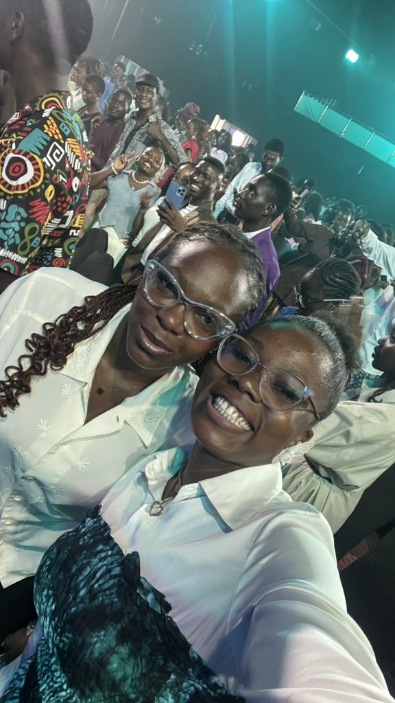 BlessingAndyy's tweet photo. THE FEAST DAY 2!!!

#shofar 
#thefeast25
#wearethenew https://t.co/nJa30B7eaL