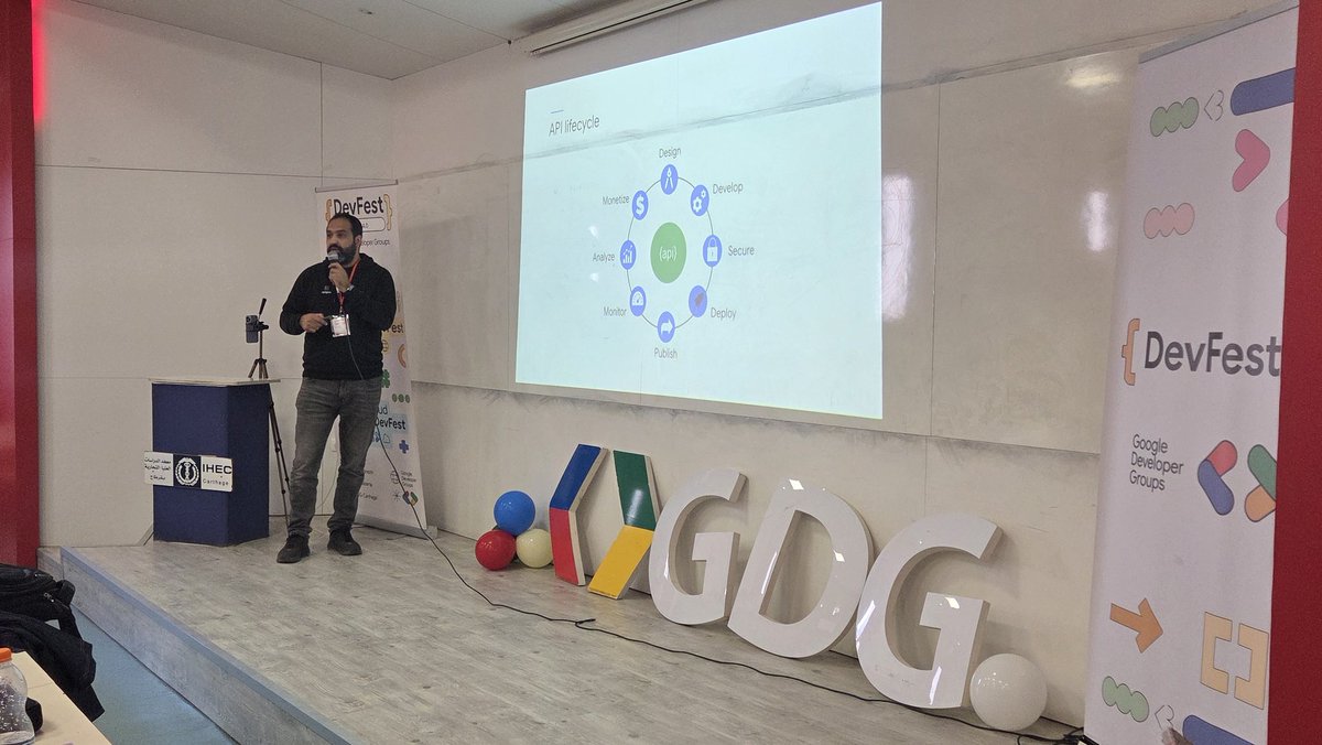 🙏 A big thank you to our speaker, <a href="/benouarred/">Nejmeddine Ben Ouarred</a>!It's an insightful and engaging talk about MACH Architecture and for taking the time to answer all the audience’s questions with clarity and passion.
Your contribution added real value to #DevFest
<a href="/GoogleDevExpert/">@GoogleDevExpert</a> <a href="/googledevgroups/">Google Developer Groups</a>