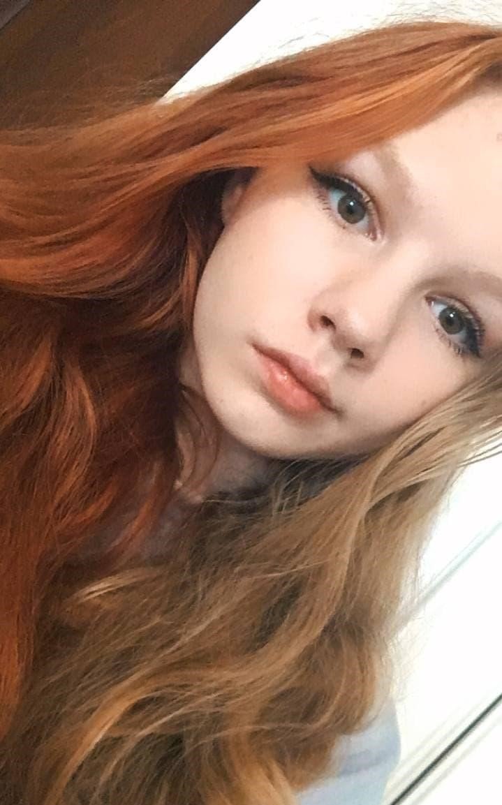 urcurekitty's tweet photo. ! u can call me kitty, im looking for moots <3

- esp/eng from spain, 20 yo
- bisexual [girls+] sub
- dm open to chat, trade, sexting etc
- i like anime, valorant and sleep
- dont be shy, i dont bite yet ;)
- nsfw account, not new

❤️ and 🔄 for be mutuals :3

#nsfw #nsfwtwtًً  #nsfwacc #nsfwtwtﾟ #nsfwtwť #wlwtwt #wlw #wlw18