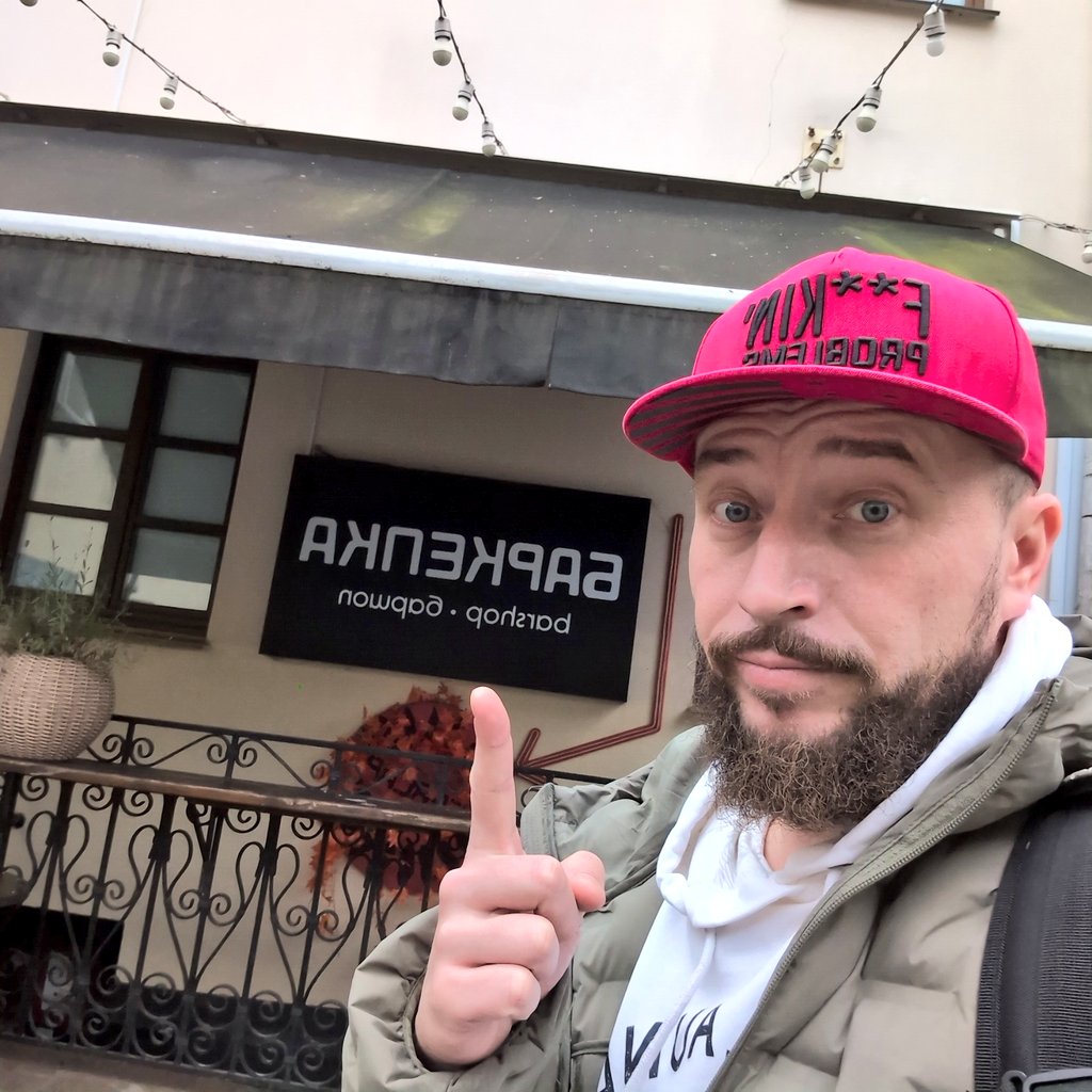 Alexandr tweet media
