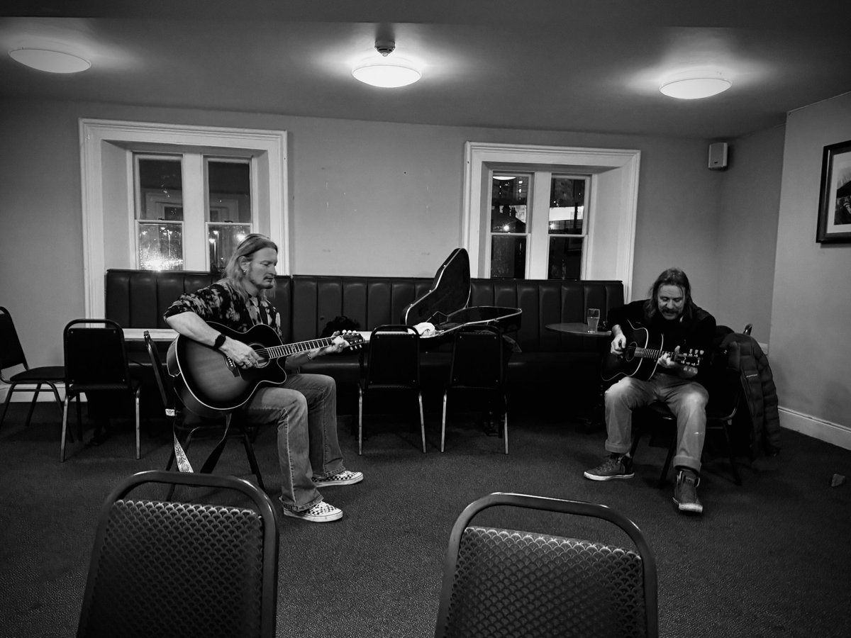 Tony Wright tweet media