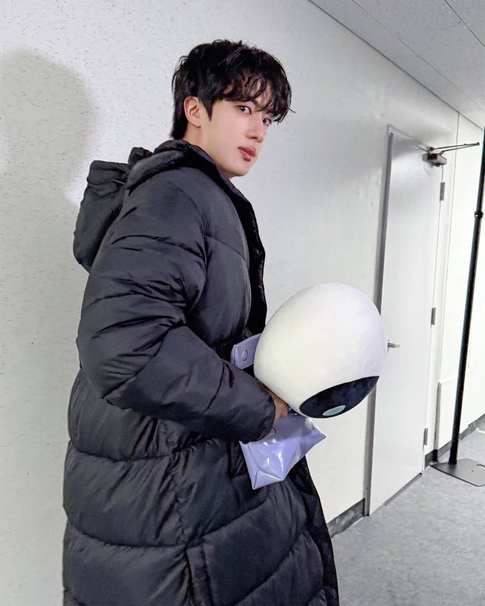seokjinfile's tweet photo. WOOTTEO ON INSTAGRAM https://t.co/CWo2jZdVel