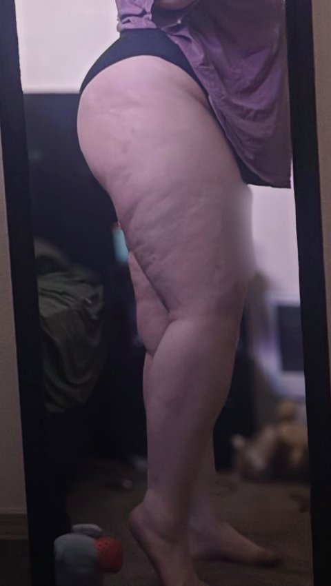 المدام تغسل لحوايج