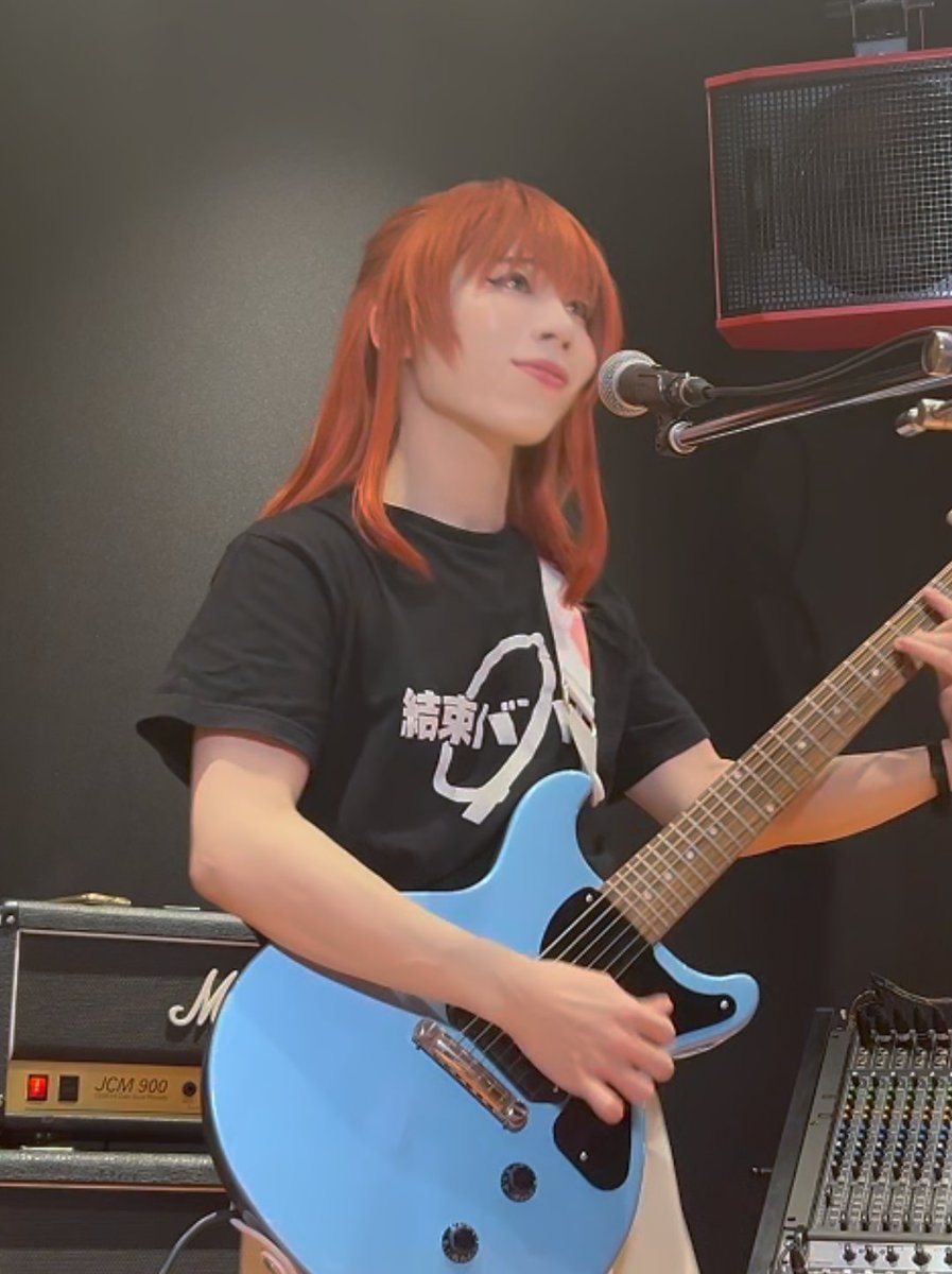 tsuchi_kamikita's tweet image. コスプレ演奏動画youtubeに上げました！
観ていただけると幸いです🍀✨
#ぼっち・ざ・ろっく