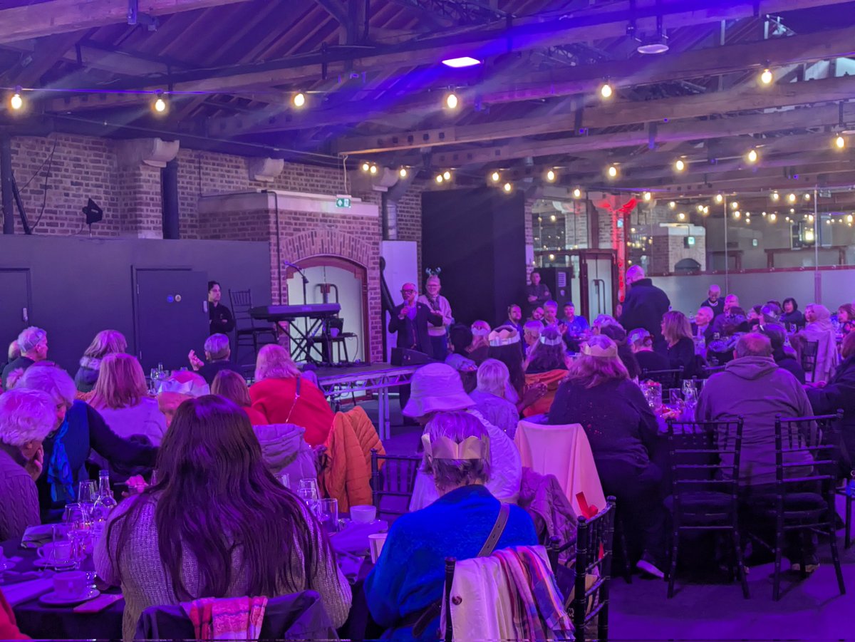 vic4wapping's tweet image. Thank you @TobaccoDock @TobaccoDockLon and @AbdalUllah for the joyful Christmas lunch yesterday. It's beginning to feel a lot like 🎄... @WashWombles