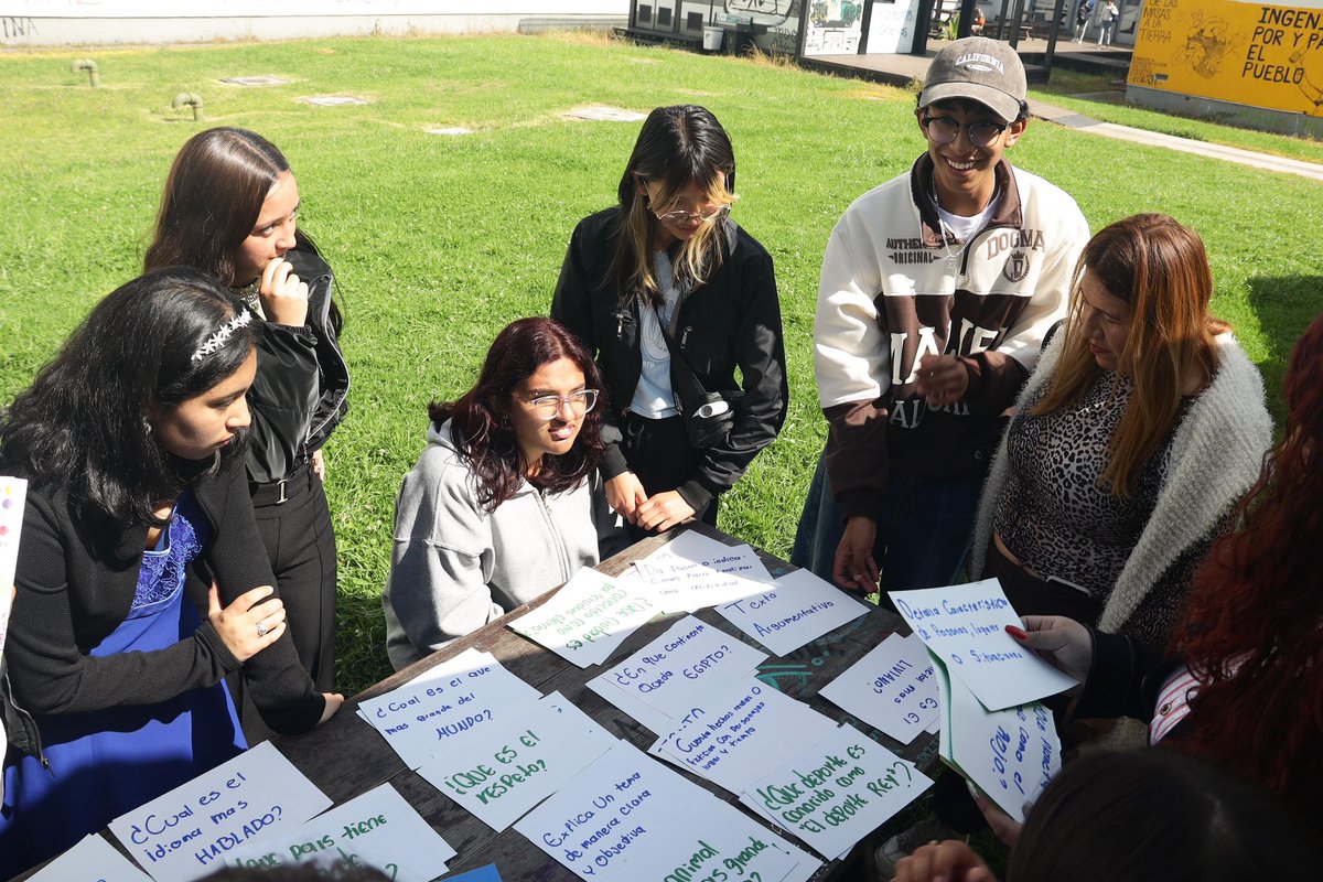 #AquíSíPasa ✋Hoy cerramos los campamentos E-Lab y #AcompáñameTutorías2025 con la participación de 4.496 estudiantes que fortalecieron sus habilidades socioemocionales, matemáticas y de lectura.

Gracias al trabajo articulado con <a href="/UNALOficial/">Universidad Nacional de Colombia</a> realizamos más de 1.800 sesiones de