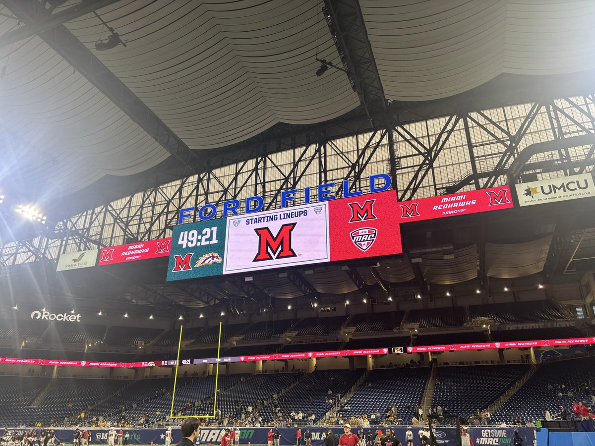 That pre-game MAC Championship game feeling. Good luck today, <a href="/MiamiOHFootball/">Miami Football</a>! 🏈 

#RiseUpRedHawks #LoveAndHonor