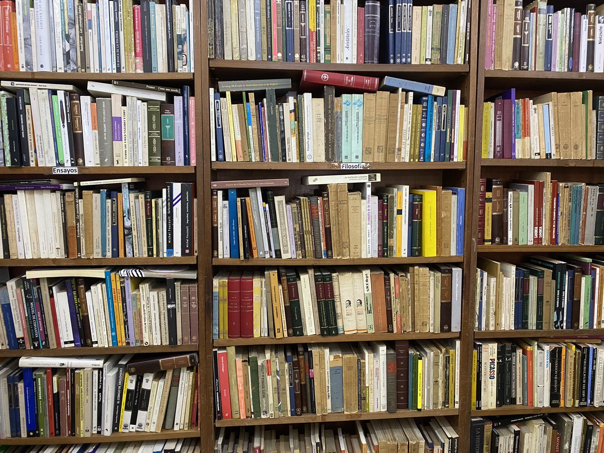 Librería Lorca, Rodríguez Peña 667.