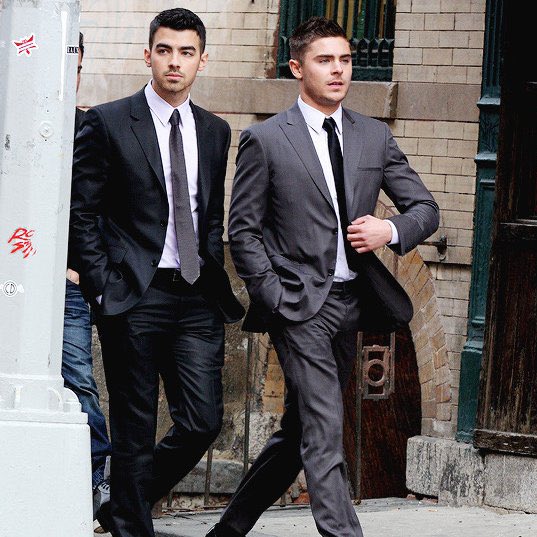 joe jonas and zac efron