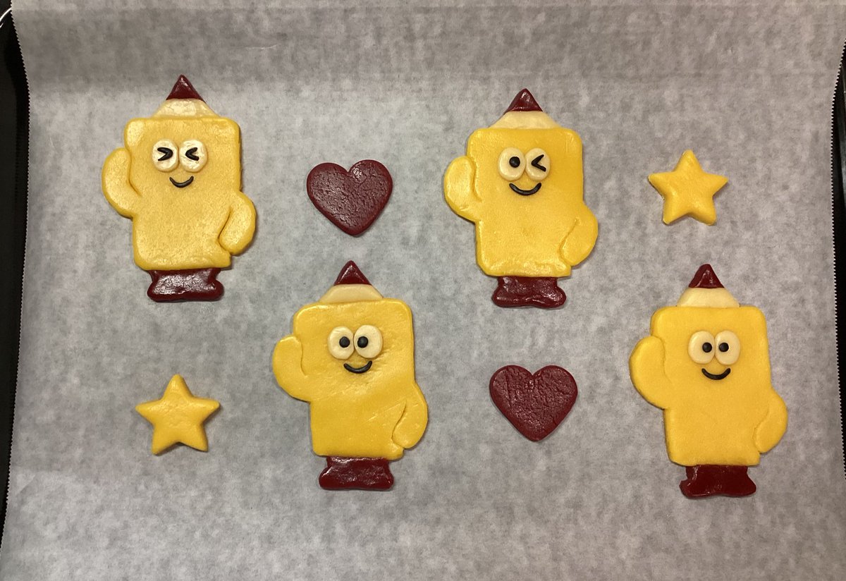 深夜にクッキーまかぴくんづくり🫶
赤が思ったよりどす黒くなってしまった🥹🥹🥹