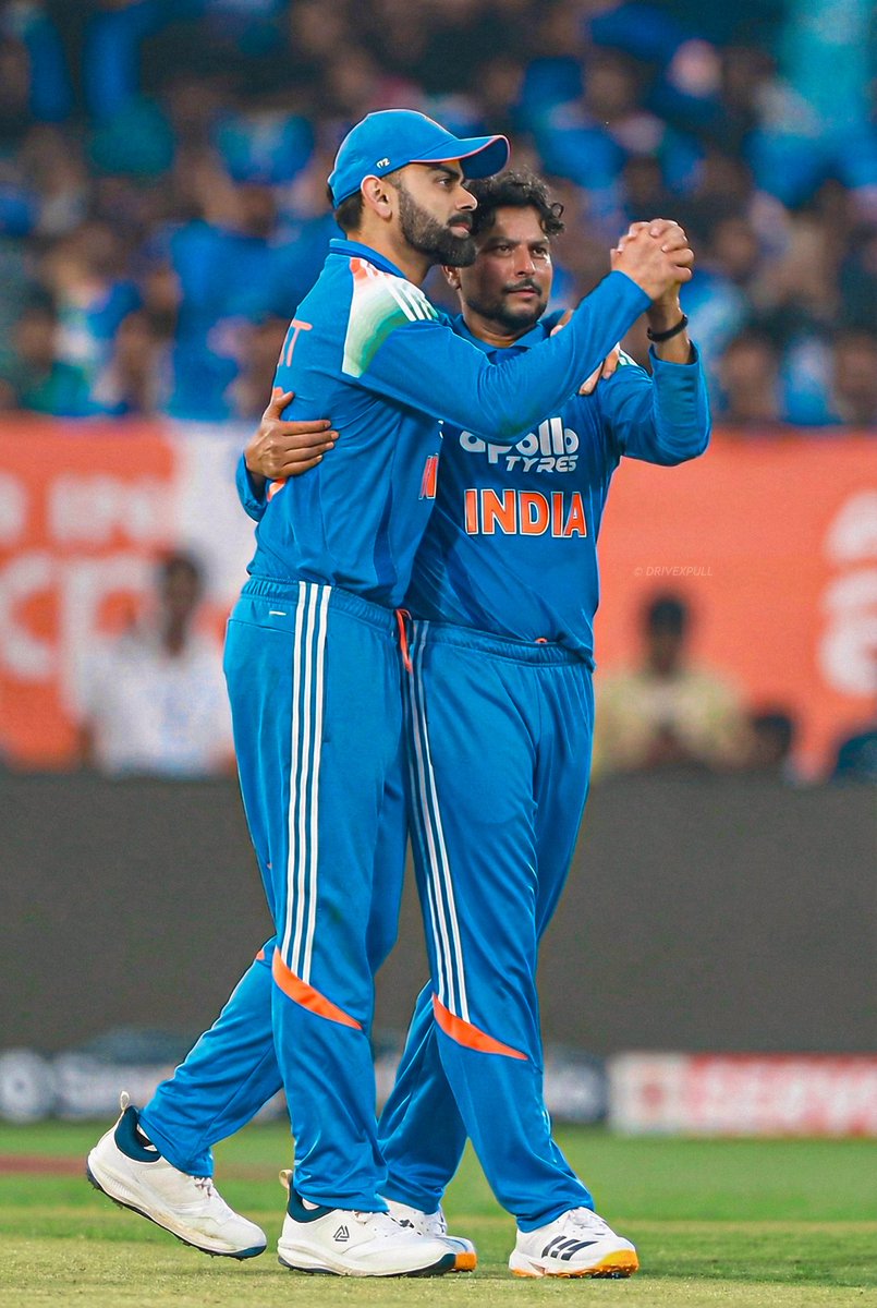 KLR1_4U's tweet photo. Only KL Rahul The Captain can bring back the Old ICT Vibe🥹

Everyone performs Under KL.

Gives chance for deserved ones.

No favourism and Very Innocent and Selfless Captain❤️‍🩹.

Pls @BCCI Make KL Rahul permanent Captain till 2027WC let gill gain experience.

#KLRahul #INDvsSA https://t.co/3O7noHsgBS
