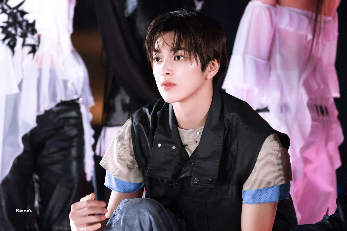 KangA_keonho's tweet photo. 20251206 AAA Ending🥹
#CORTIS #코르티스 #KEONHO #건호 https://t.co/URGLncnW5m