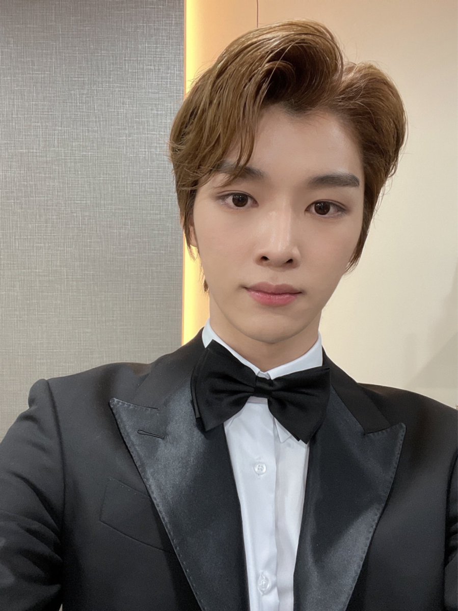 atmoment's tweet image. 2020                                              2021
2024                                              2025