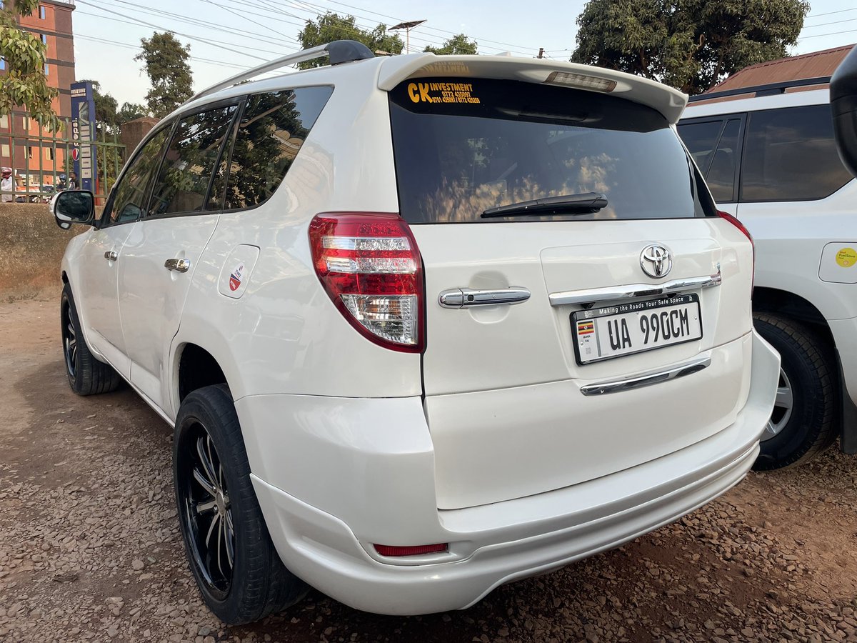 Another beautiful and reliable 7 seater mid sized SUV up for sale

45m