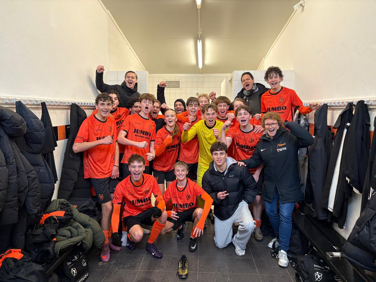 🧡🖤💪🏼